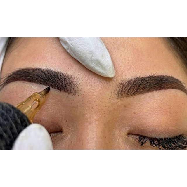 1 sesión de diseño y micropigmentación de cejas