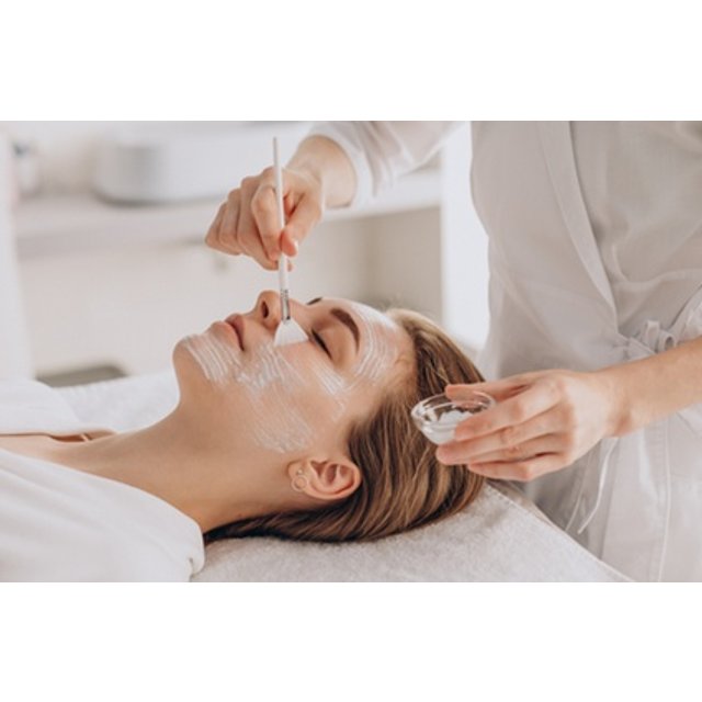 Limpieza facial profunda; punta de diamante extracción colágeno y radiofrecuencia/altafrecuencia