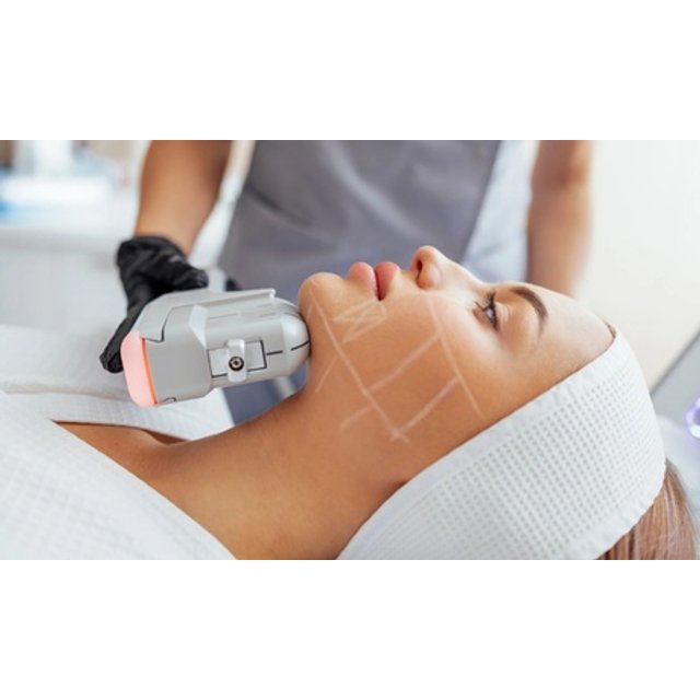 Tratamiento HIFU 8D rostro completo + papada + cuello y escote con radiofrecuencia para 1 persona
