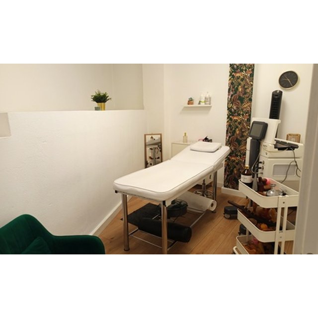 Limpieza facial con radiofrecuencia de alta potencia y dermapen para 1 persona