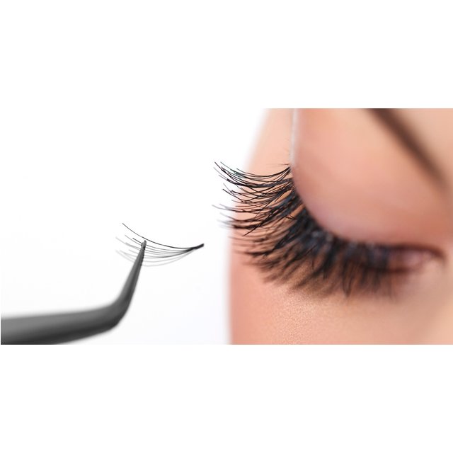 Up to 33% Off on False Eyelash Application at Ellie Beauty Bar