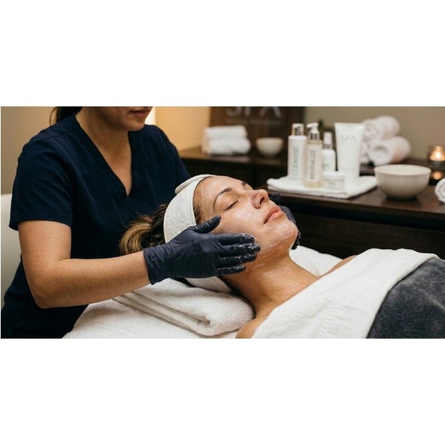 Refreshing Facial with Deep…