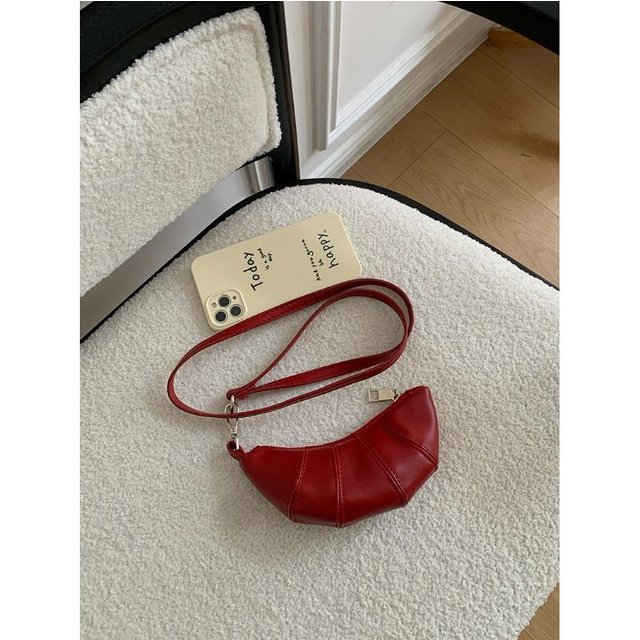 Münzbörse Süßes Croissant-Design Nische Mini Konkav Crossbody Lippenstift Ohrhörer Kleine Tasche gray