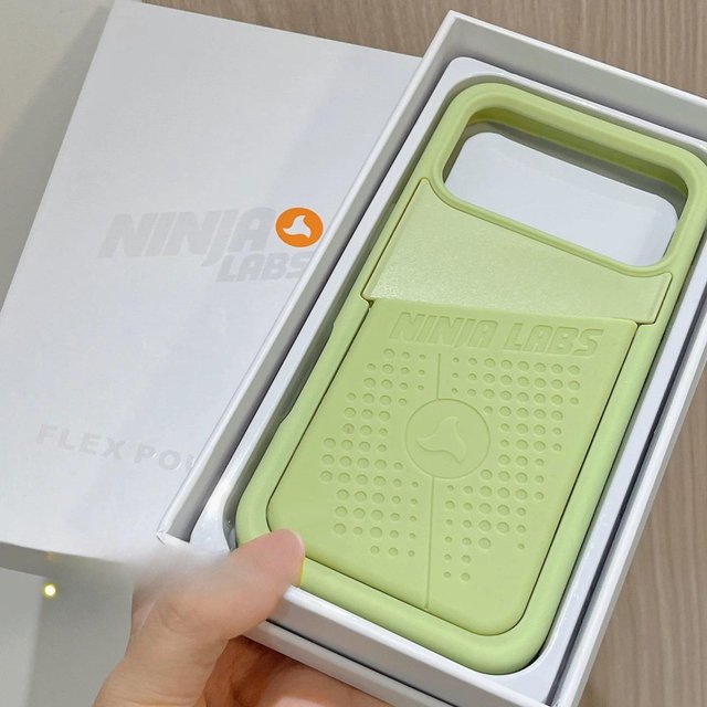 Ninja Labs Silikon-Handyhülle mit Kartenhalter für iPhone 17 Pro Max 16 15 13 14 Lippenstift Kosmetiktaschen Robuste Schutzhülle iPhone 15