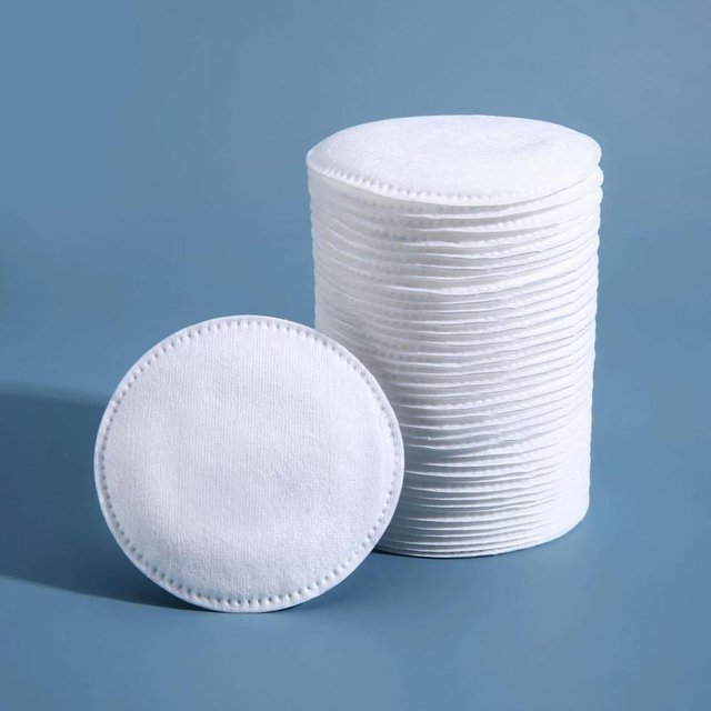 120 Stück Runde Einweg-Make-up-Entferner-Pads Weich Dick Überverriegelung Prägung Gesichtswatte-Tücher Trocken Nasse Verwendung Drei Schichten white