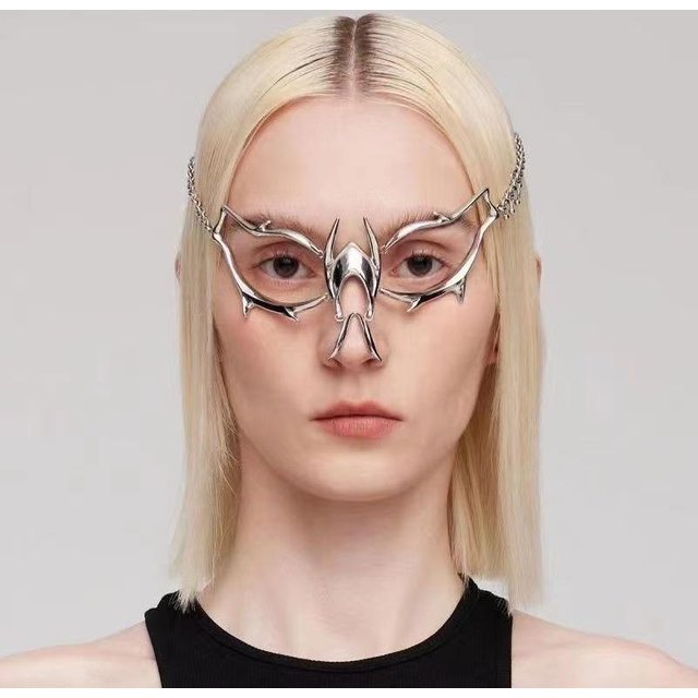 Bijoux de Visage en Métal Fluide Cyberpunk Anneau de Lèvre Punk Réglable Pont Nasal Manchette d'Oreille Accessoire Eye makeup beige