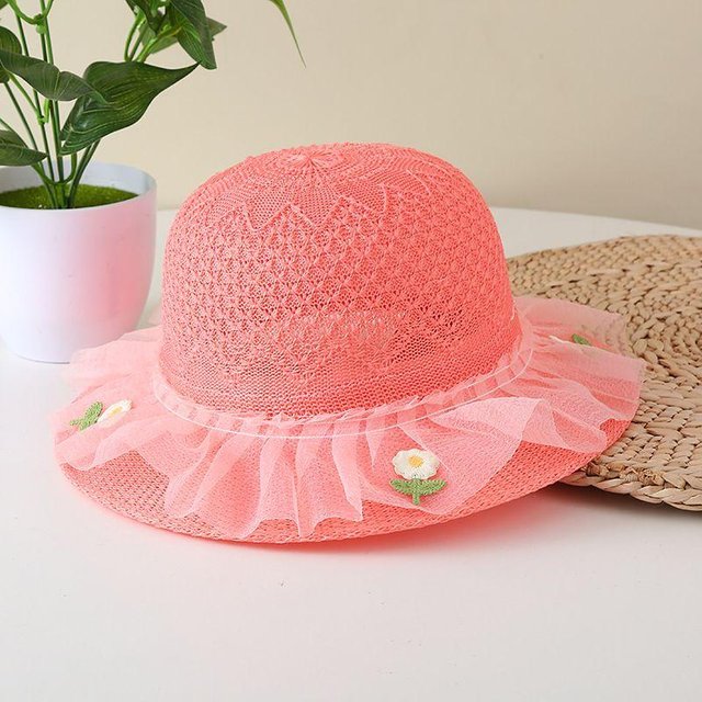Summer Children's Straw Hat Women's Breathable Sunscreen Hat Sunshade Hat Knitted Hat Beach Fisherman's Hat aged 3-8 pink