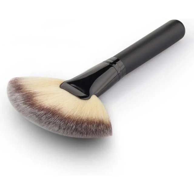1 pinceau éventail doux pour maquillage, pour fond de teint, blush, poudre, surligneur, poudre, pinceaux cosmétiques noir