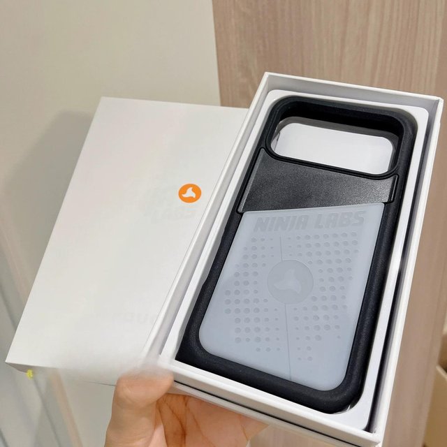 Ninja Labs Silikon-Handyhülle mit Kartenhalter für iPhone 17 Pro Max 16 15 13 14 Lippenstift Kosmetiktaschen Robuste Schutzhülle iPhone 14 Pro