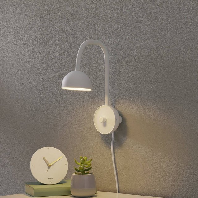 Northern Blush LED wall light, white