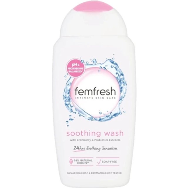 femfresh - Ultimate Care Soothing Wash - 250ml