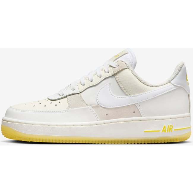 Tênis Nike Air Force 1 '07 Low Feminino