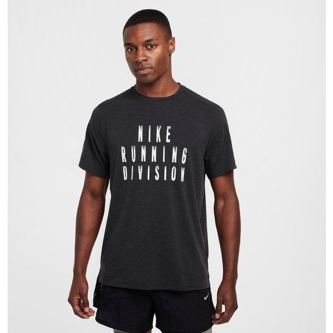 Camiseta Nike Dri-FIT Rise365 Masculina