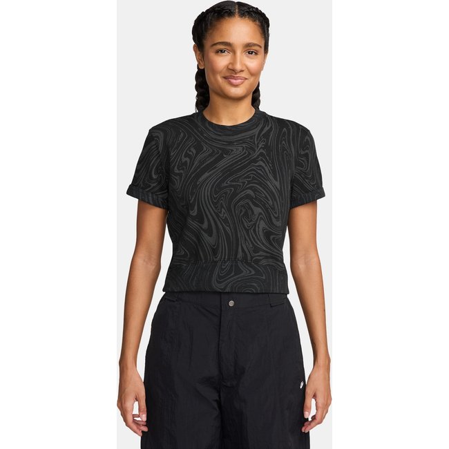 Camiseta Nike Sportswear Chill Feminina