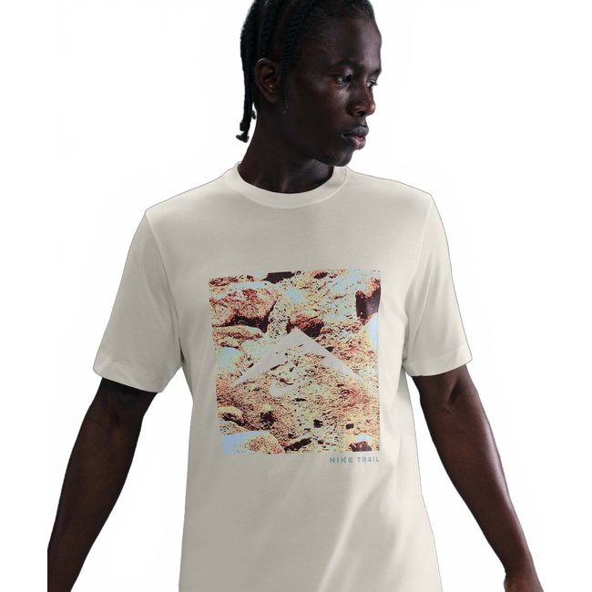 Camiseta Dri-FIT Nike Trail Energy Masculina