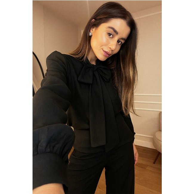 Blusa Vanibele Crepe Preto
