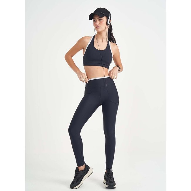 Legginng Colcci Sport Perfect Fit Contrast Preta