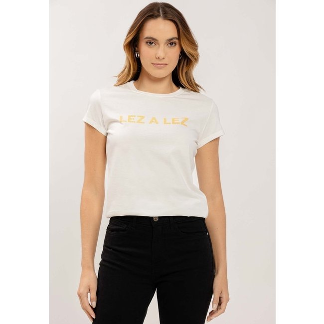 T-shirt em Malha Prime com Estampa Lez a Lez