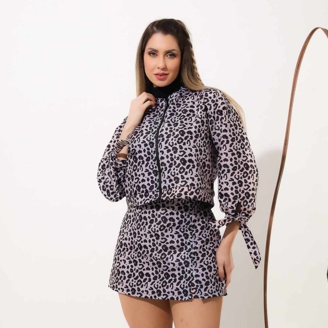 Conjunto Feminino Animal Print Jaqueta Bomber e Short Saia Marrom