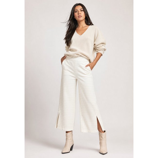 Calça Pantacourt Amazônia Vital Malha Encorpada Risca de Giz Off White