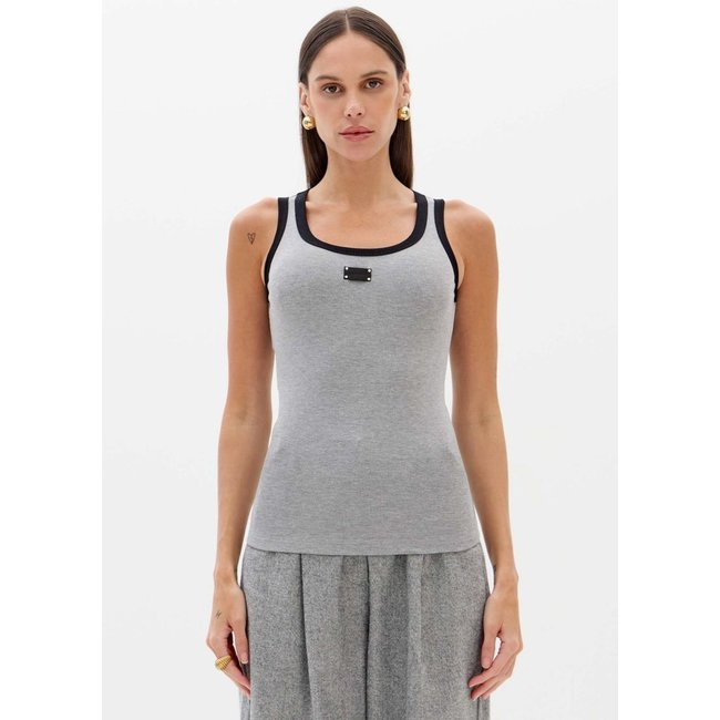 Blusa Regata De Malha Canelada Lança Perfume