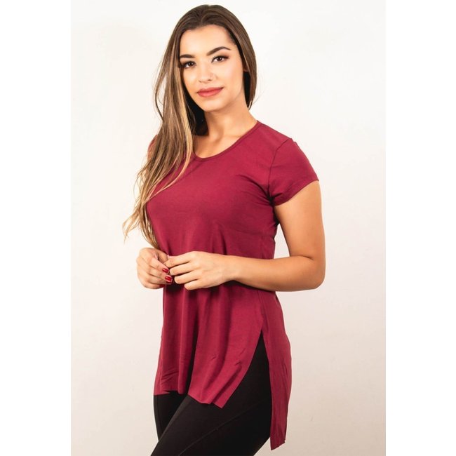 Blusa Serra e Mar Modas Fitness Longa Tapa Bumbum Ju Vinho
