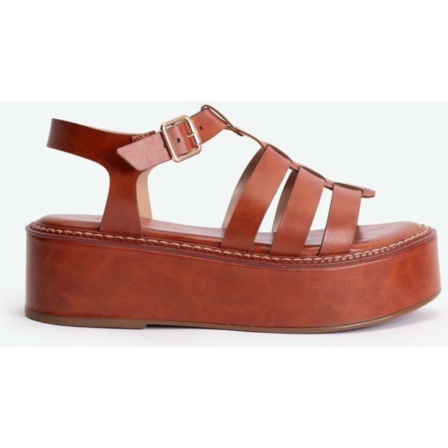 Flatform Ariella Caramelo Suzana Santos
