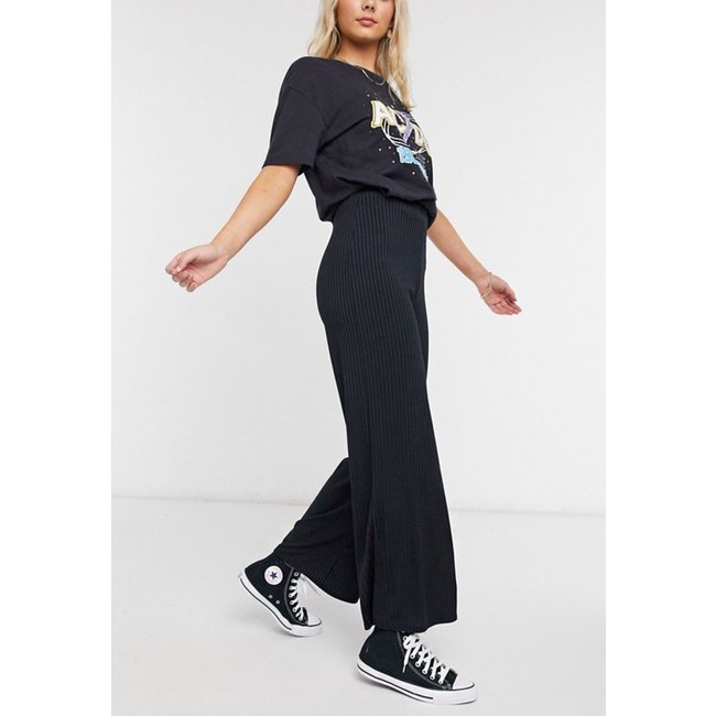 Calça Pantalona Diluxo Ribana Canelada Preta