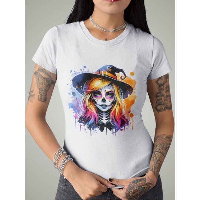 Camiseta Básica Feminina Bruxinha Colorida Halloween Branco