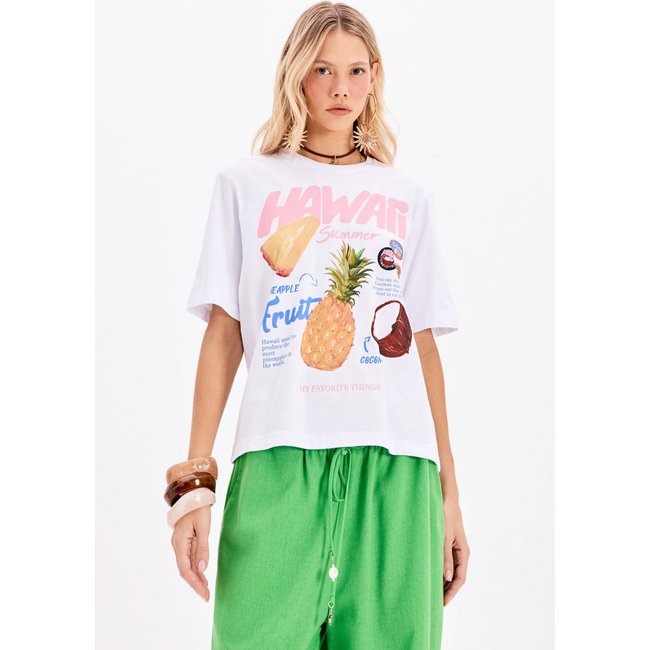 Camiseta My Favorite Oversized Alongada Branca
