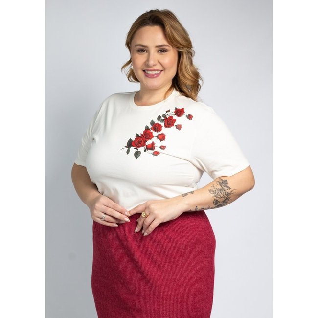 Camisa Feminina Cianitas Off Estampa Rosas Vermelhas