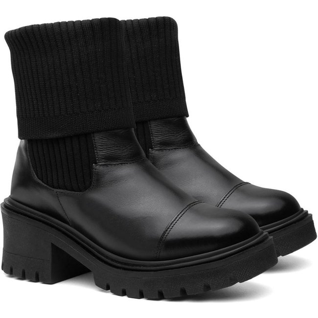 Bota Feminina Chelsea Couro Tratorada Meia Dobrável Conforto Branco 34