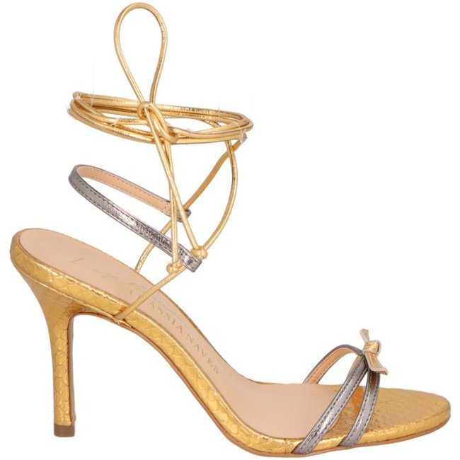 Sandália Thassia Naves Luiza Barcelos 11530072 Dourado
