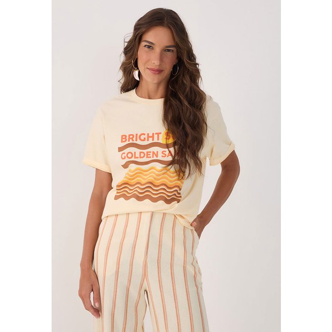 Camiseta Dress To Reta Bright Sun Golden Sand Amarela