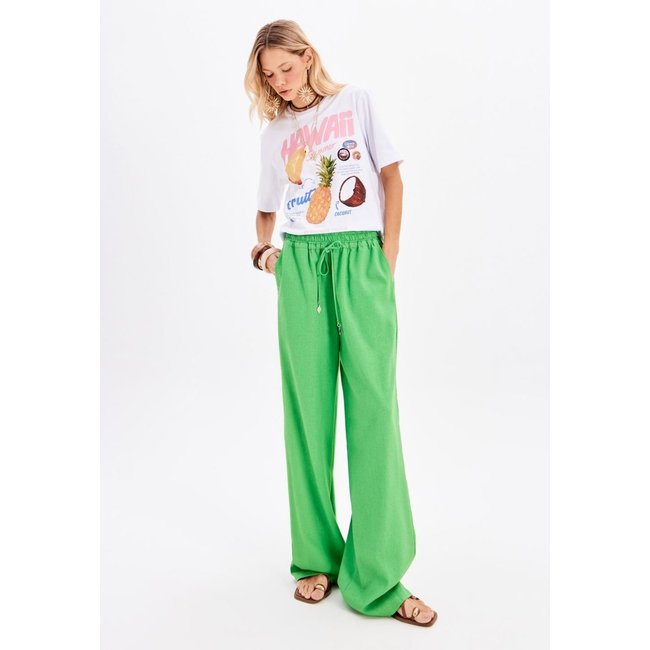 T-Shirt Oversized Com Aplicação My Favorite Things