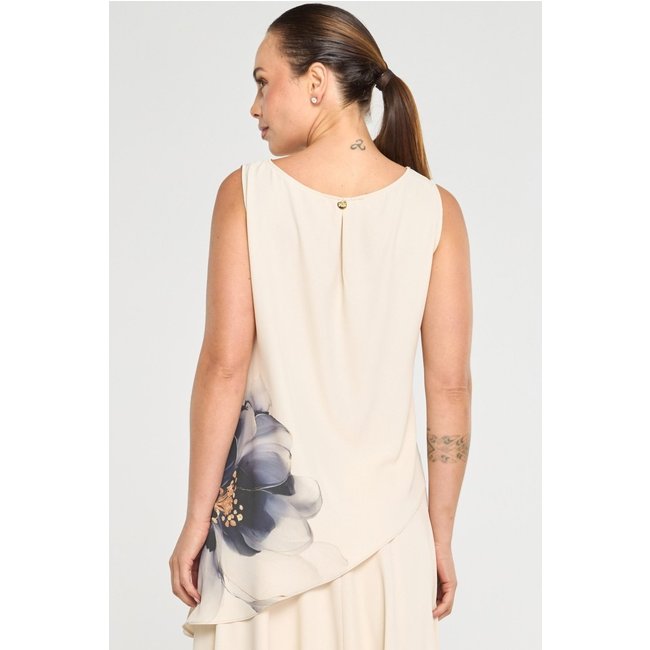 Blusa PKS Assimétrica Bege com Estampa Max Floral