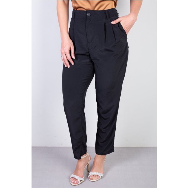 Calça Enluaze Reta Feminina Alfaiataria 51178 - Preto