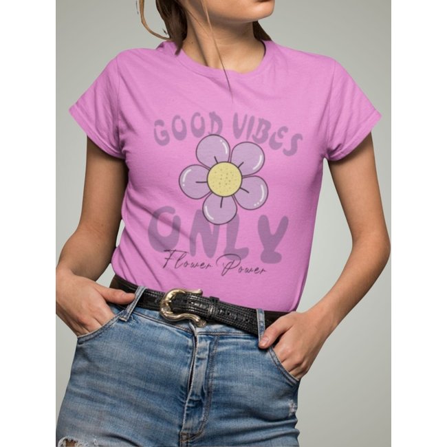 Camiseta Básica Feminina Flor Good Vibes Only Rosa
