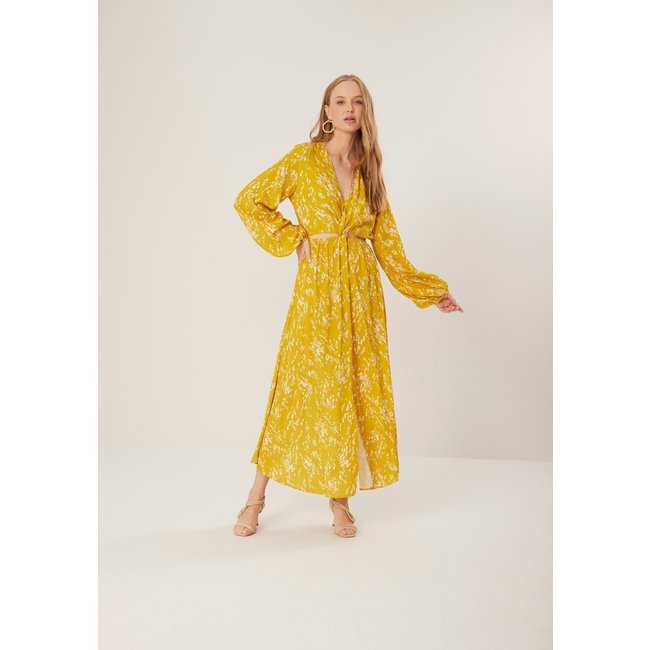 Vestido Estampado Midi Chá Em Viscose Com Torção Frontal
