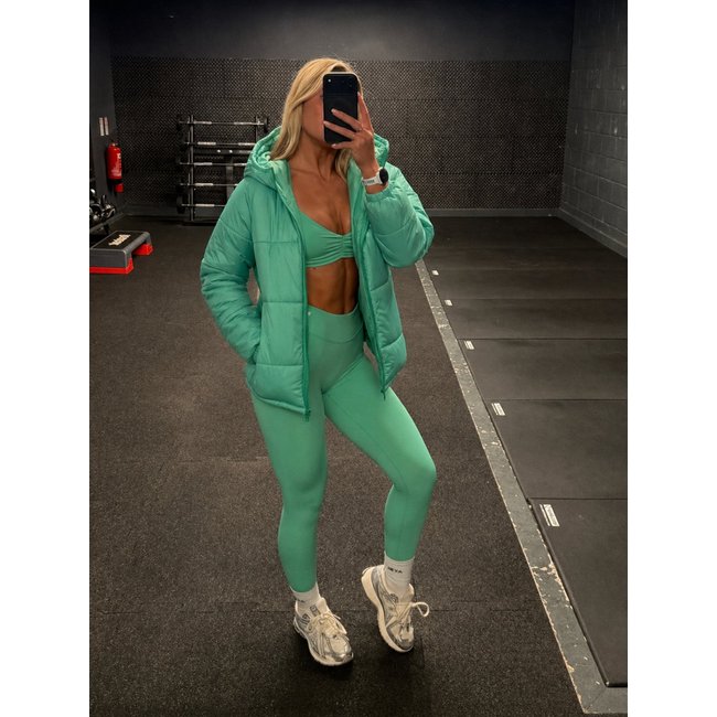 Jaqueta Puffer Longa Verde Claro Com Capuz Removível