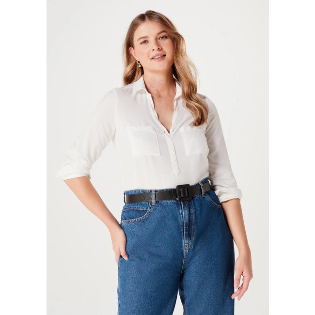 Camisa Básica Feminina Com Bolsos Frontais