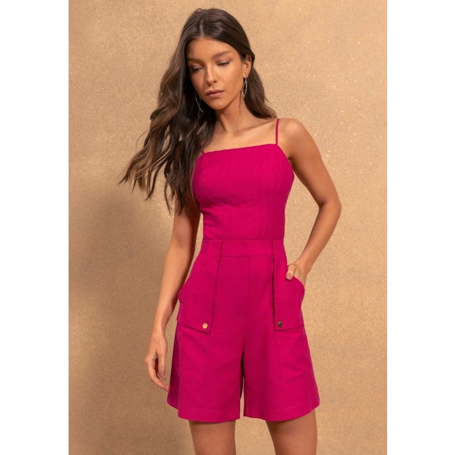 Blusa Curta De Alças Finas Com Decote Reto