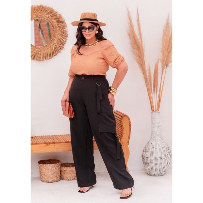 Calça Pantalona Plus Size Cargo com Cintura Alta Preto