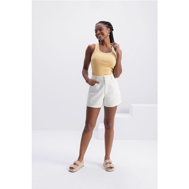 Shorts Feminino Em Sarja Essendi Natural Off-white