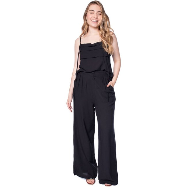 Conjunto Feminino Pellini Babados e Calça Reta Preto