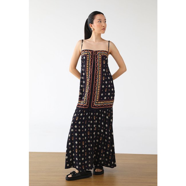 Vestido FARM Longo Lenço Lili Preto