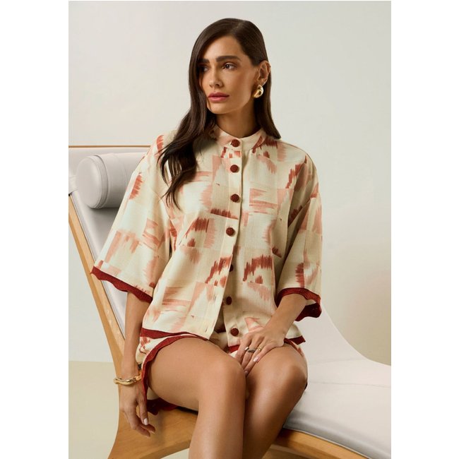 Camisa Maria Valentina Solta Gola Padre Manga 3 Quartos Padrão Bege