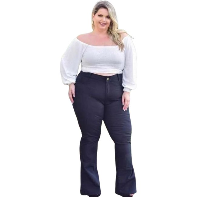 Calça Flare Plus Size Preta na Sarja
