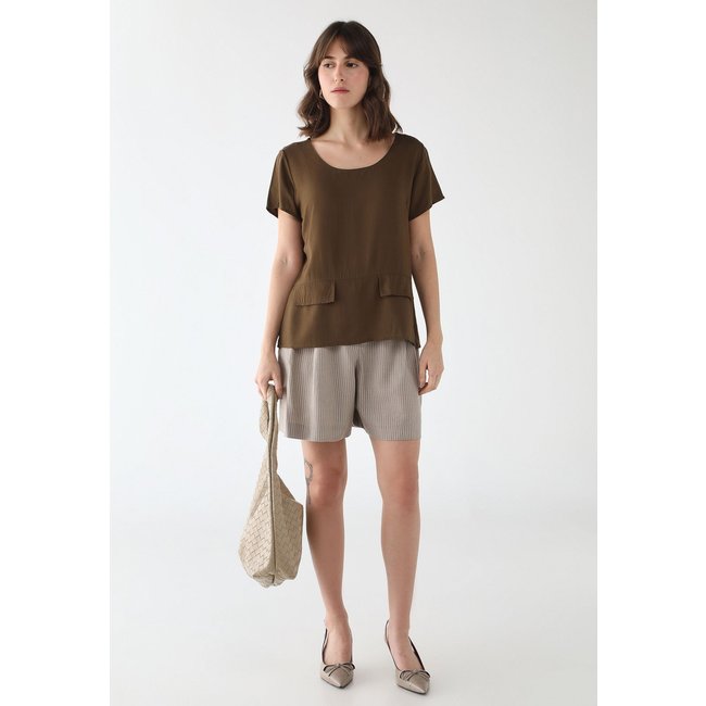 Blusa Feminina com Lapela Verde