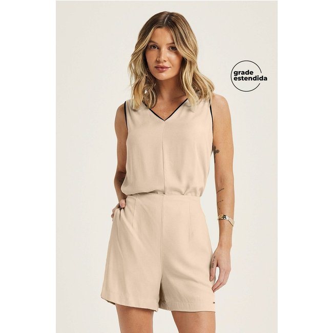 Short Feminino Alfaiataria Creponado Marialícia Bege